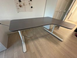 IKEA BEKANT Eckschreibtisch 160 × 110 cm | graue Holzoptik