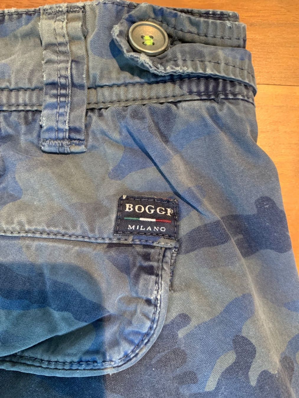 Boggi Pantaloni: BOGGI Milano, Shorts / Bermuda 100% Cotten – Usato da Rüschlikon venduto da Brixen07 7