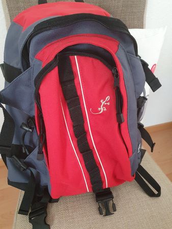Rucksack Wandern/Ausflug mit Nike Trinkflasche
