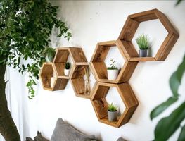 Wabenregale Deko Holzregale Hexagon Handarbeit vom Schreiner