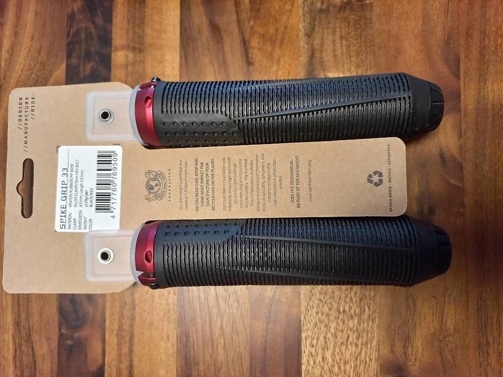 Pezzi di ricambio: A vendre poignées Spank Spike 33 – Usato da Onnens FR venduto da oma_7ngq 1