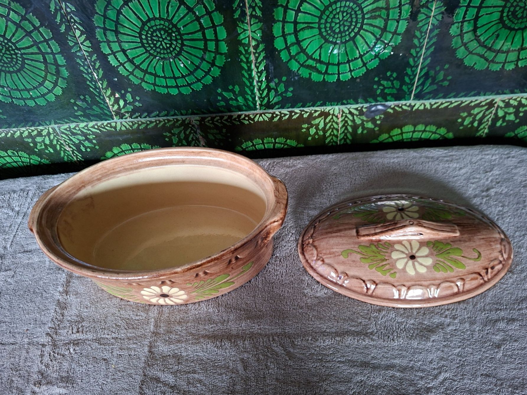 Ciotole: Wunderschöne Terrine mit Deckel, Vintage, Handarbeit – Nuovo (secondo la descrizione) da Otelfingen venduto da silver-moon 1