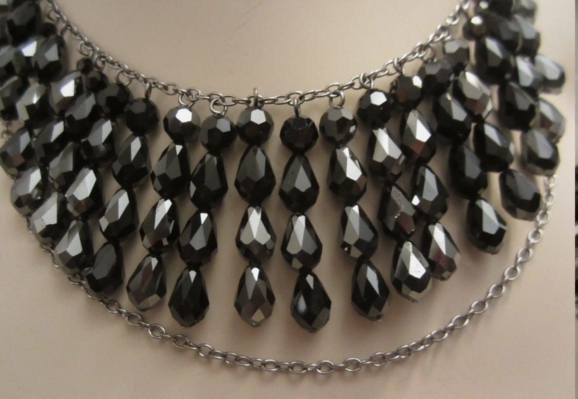 Swarovski Ketten: Swarovski Halskette schwarz mit Schmuckbox – Neu (gemäss Beschreibung) aus Zuchwil von celixne 3