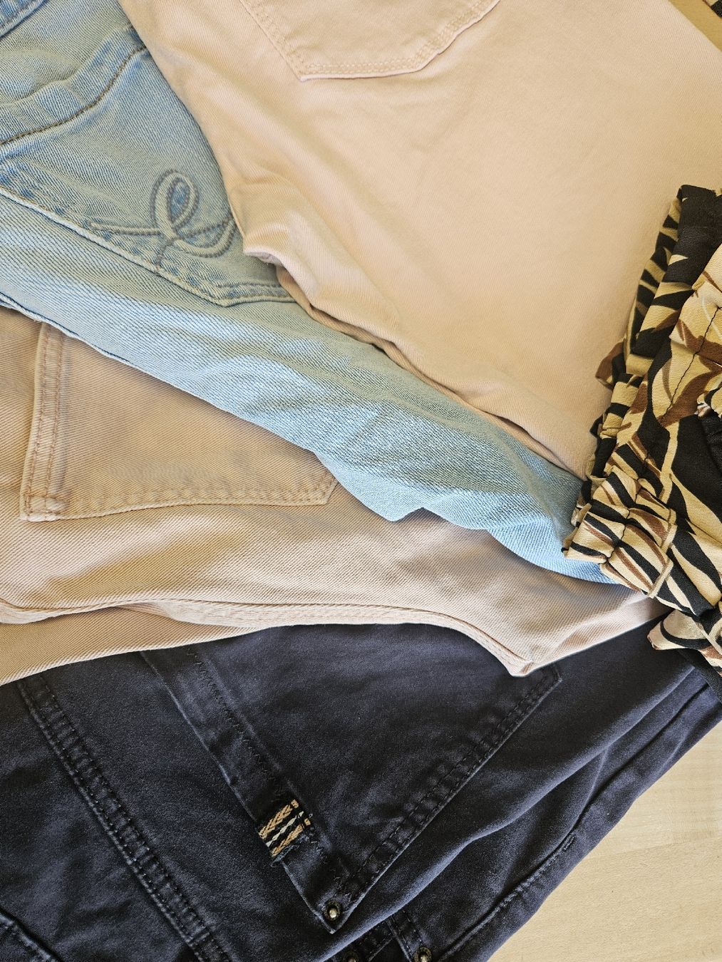 Esprit Lotti di vestiti: Hosen 5er Pack Gr.36/38 – Usato da Langnau i. E. venduto da cs_christina 3