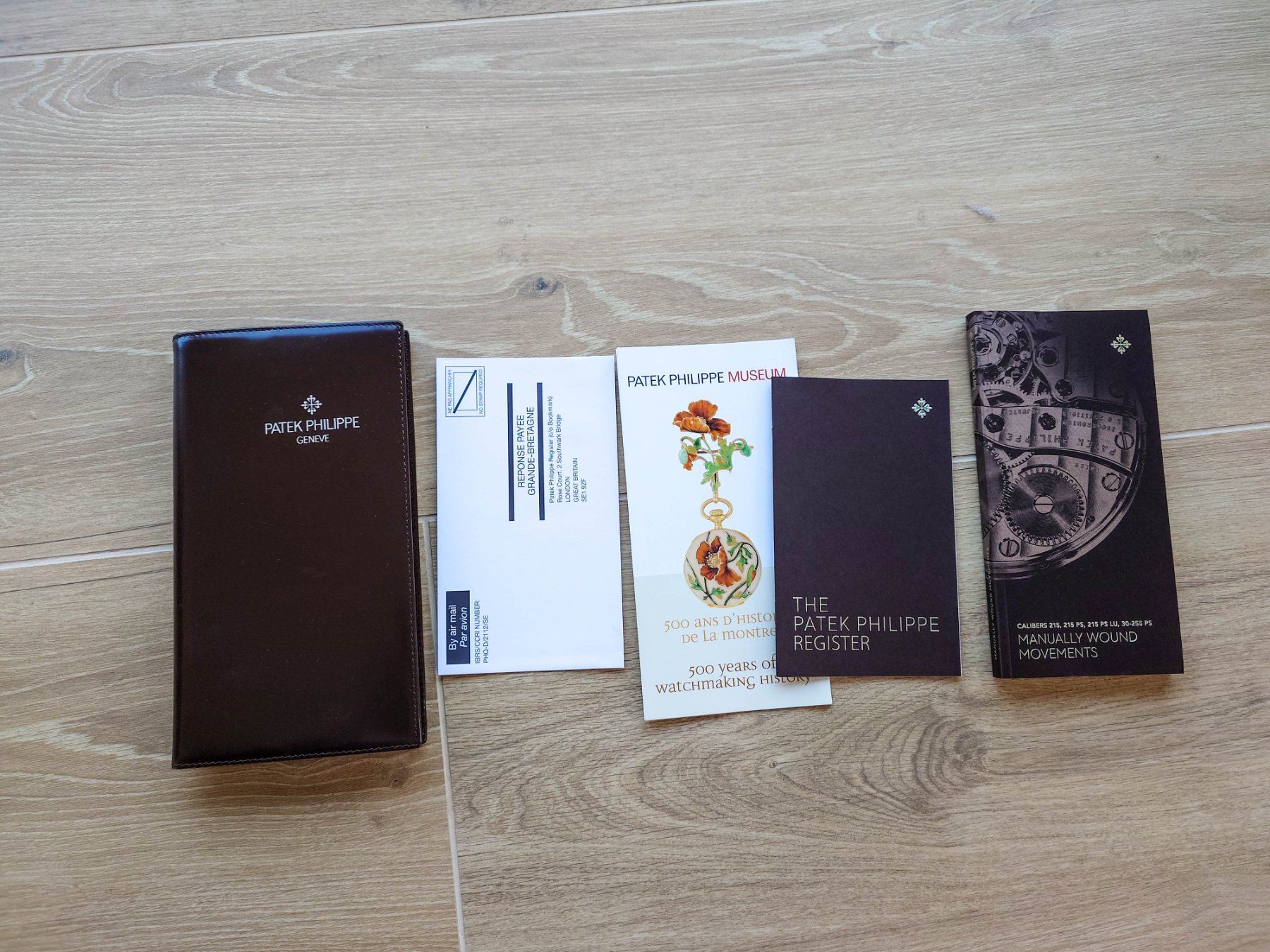 Patek Philippe Orologi: Patek Philippe document holder with manual and papers NEW – Nuovo (secondo la descrizione) da Epalinges venduto da bracelet123