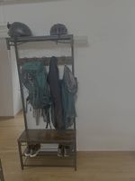 Hübsche Garderobe zu verkaufen (180cm x 80cm x 32cm)