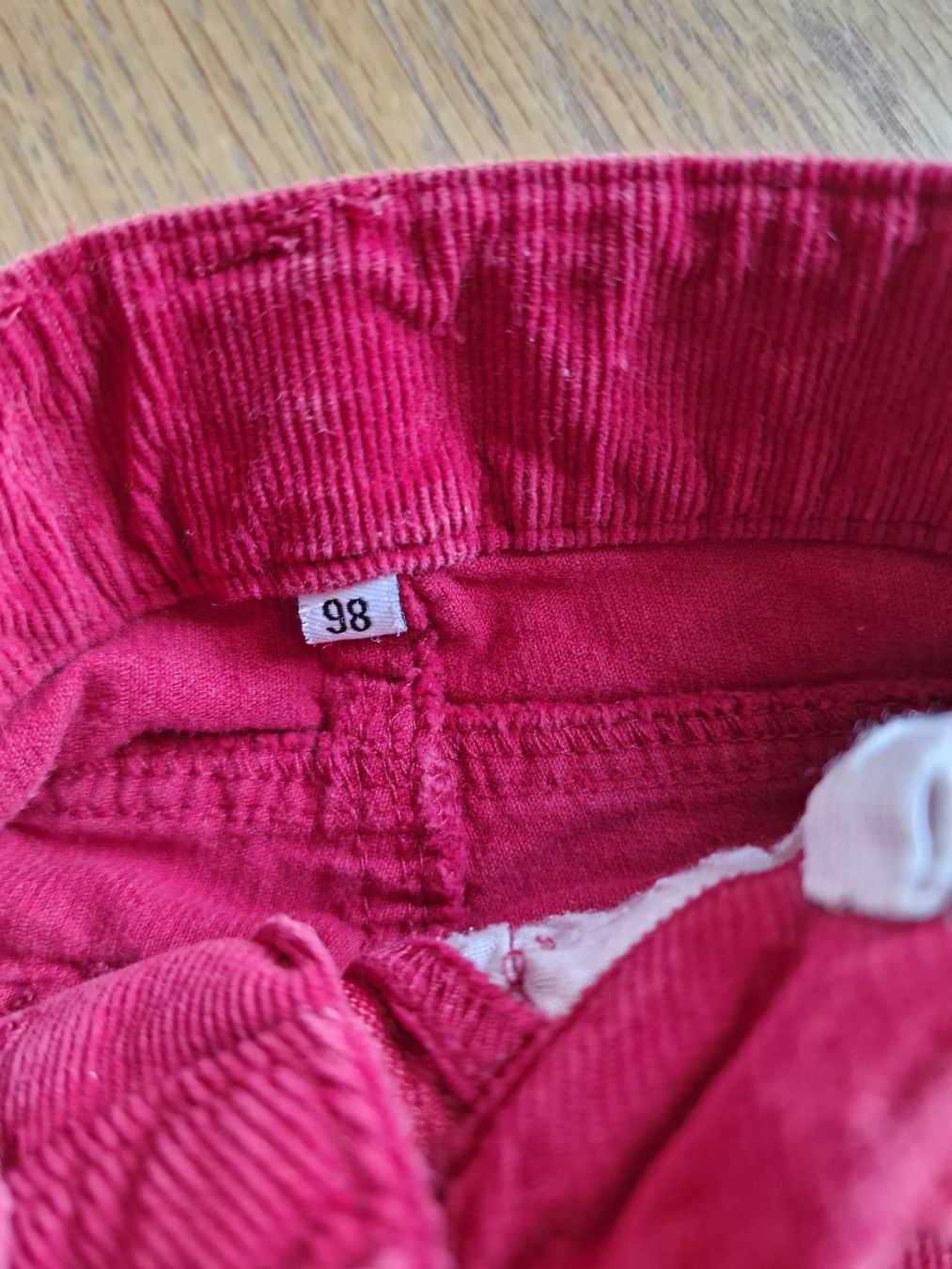 Pantaloni: Cordhose grösse 98 – Usato da Seftigen venduto da G00 1