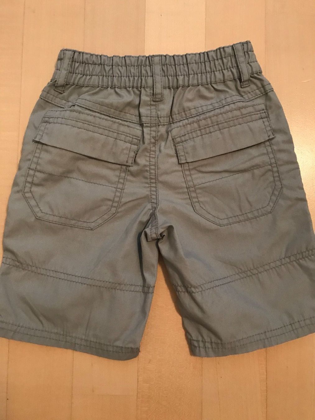 Pantaloni: Shorts Palomino – Usato da Gümligen venduto da svaud 1