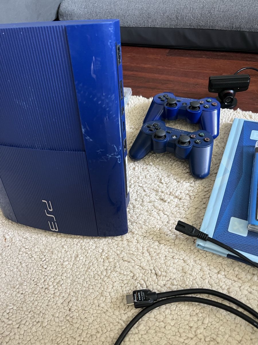 Sony Konsolen: PS3 Konsole super slim blau - Controller - Kamera - Spiele – Gebraucht aus Baden von tob_t8gw 9