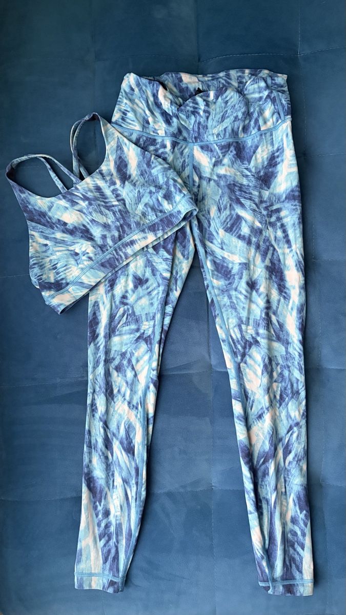 Lululemon Lotti di vestiti: Fitness Set Lululemon Gr. 6 & 8 – Usato da Volketswil venduto da Irkasha 1