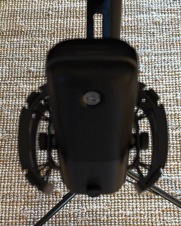 Elgato Microfoni: Elgato Wave 3 / Aokeo Pop-Filter & Stativ – Usato da Riehen venduto da kglan 1