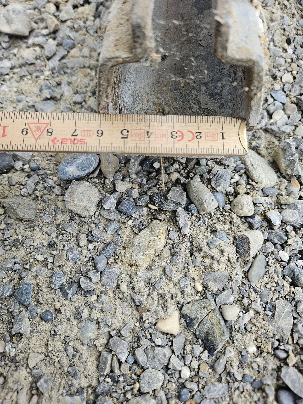 Gru: Kranschienen 6M – Usato da Belp venduto da clio96 1