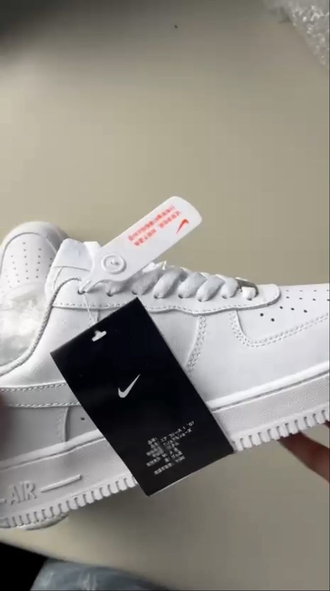 Scarpe da uomo: Nike Air Force 1 – Nuovo (secondo la descrizione) da Biel/Bienne venduto da Husseinsheikho 4