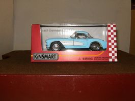 Chevrolet Corvette (1957), Blau-Beige, Kinsmart, 1/43