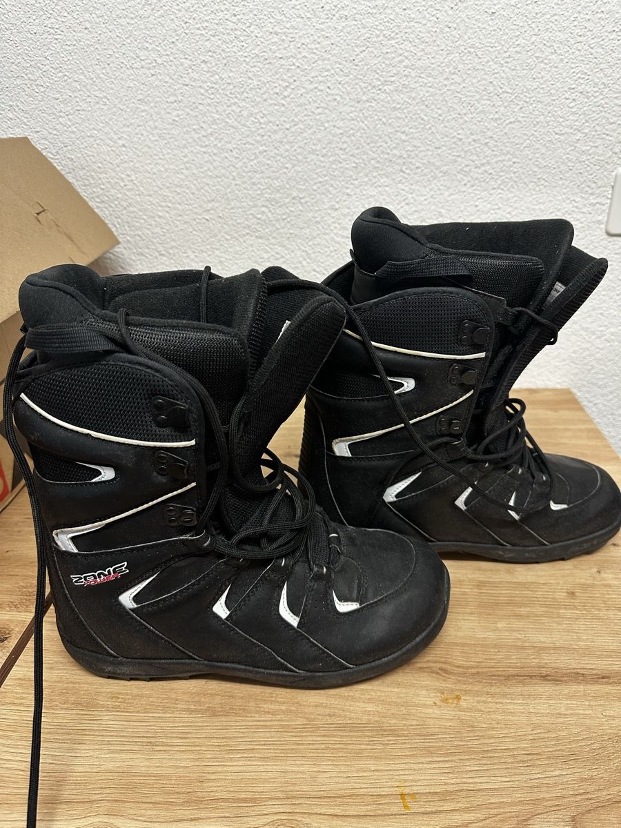 Scarpe da uomo: Snowboardboots Powerzone, Gr. 45 – Nuovo (secondo la descrizione) da Zürich venduto da boy_5wcr 2