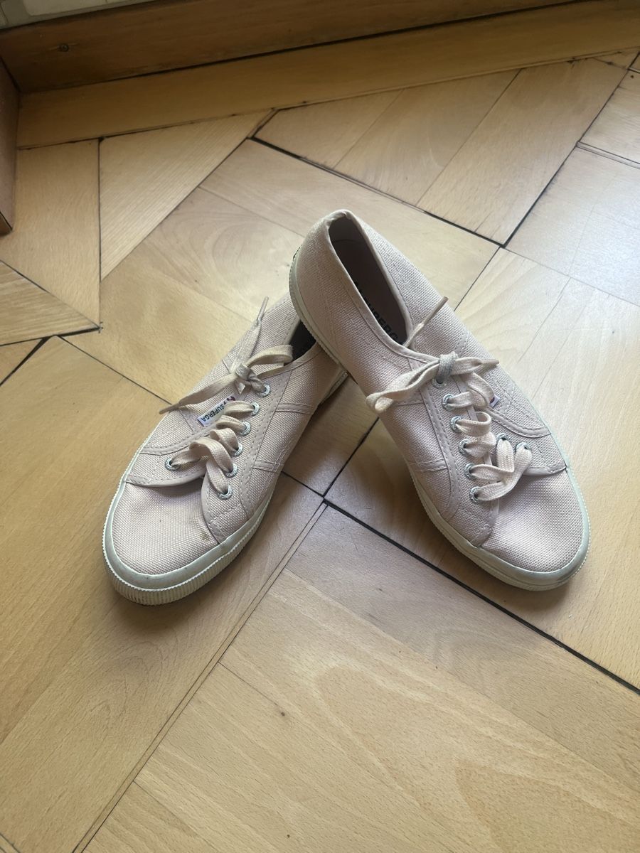 Superga Scarpe da donna: Superga Sneaker, zartrosa, Gr. 39 – Usato da Zürich venduto da romcam