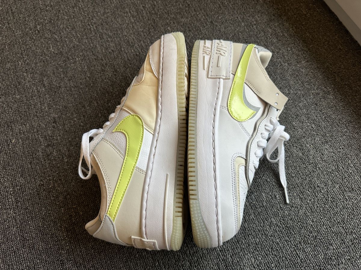 Nike Scarpe da uomo: Nike Air Force 1 Shadow unisexe taille 41 blanc – Usato da Bulle venduto da LeMoleson 4