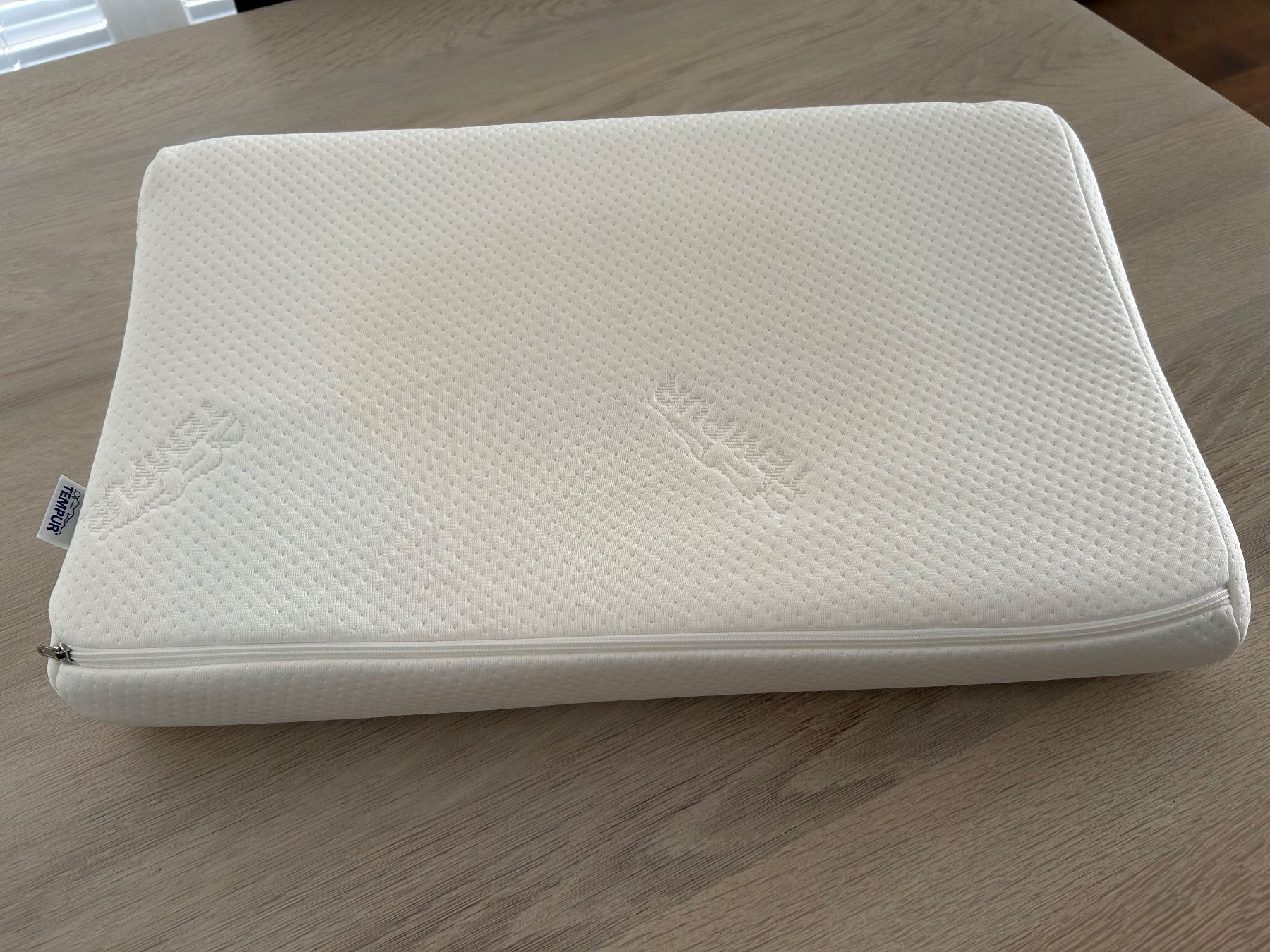 Tempur Kissen: Original Tempur Schlafkissen – Gebraucht aus Münchwilen TG von Ma-clean 2