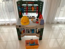 Bosch Werkbank für Kinder mit Zubehör gebraucht