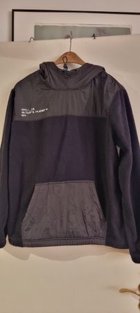 Schwarzer Divided Hoodie Gr. XL