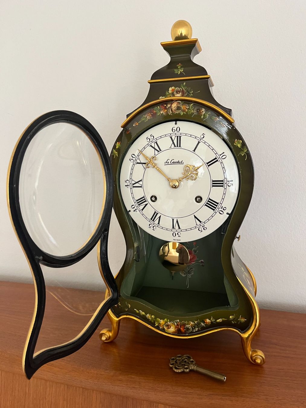 Orologi: Le Castel Pendule mit Konsole und Schlüssel – Usato da Gockhausen venduto da Jimmy019 2