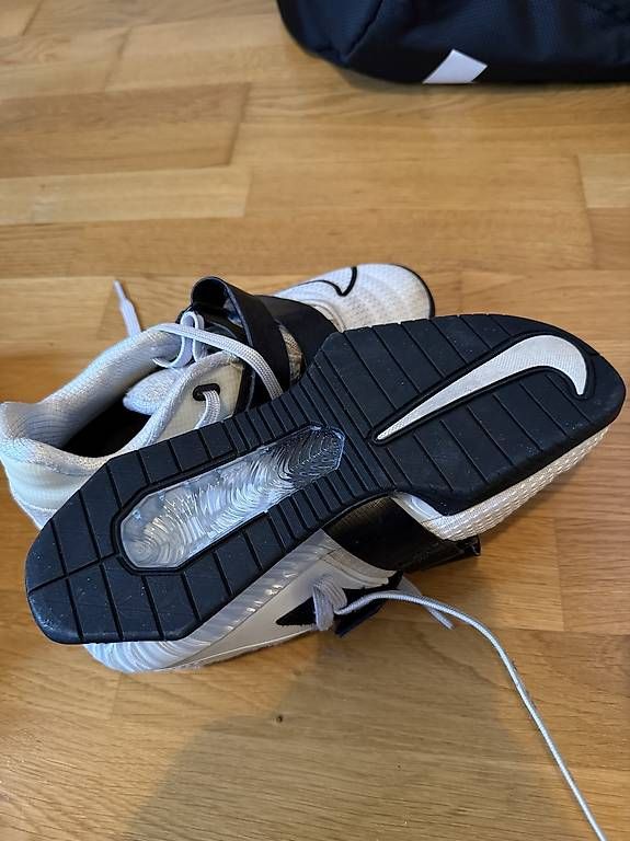 Herrenschuhe: Nike Lifter / Weightlifting Schuhe  Gr. 38.5 – Gebraucht aus Bülach von angelique080882 1