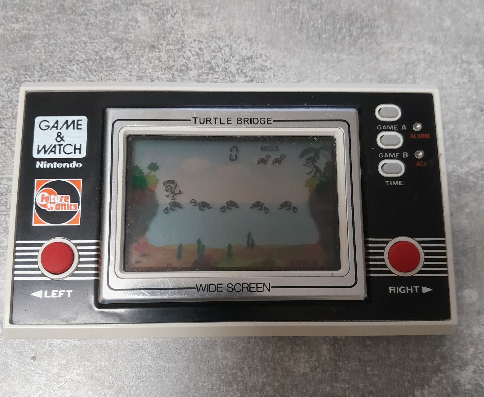 game&watch Console: nintendo game&watch – Usato da Fribourg venduto da Sami1177 1