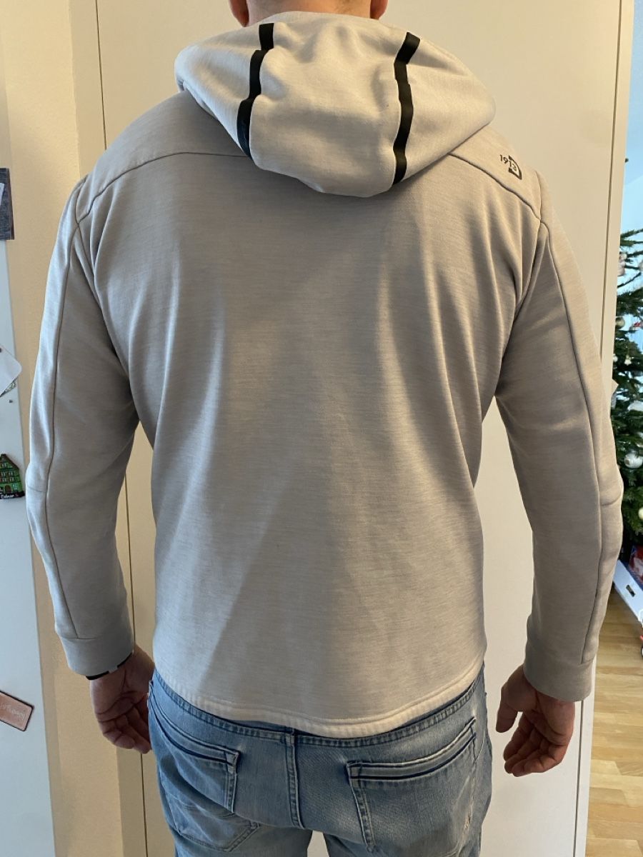 Didriksons Giacche: Hoodie – Usato da Eich venduto da MJZ 2