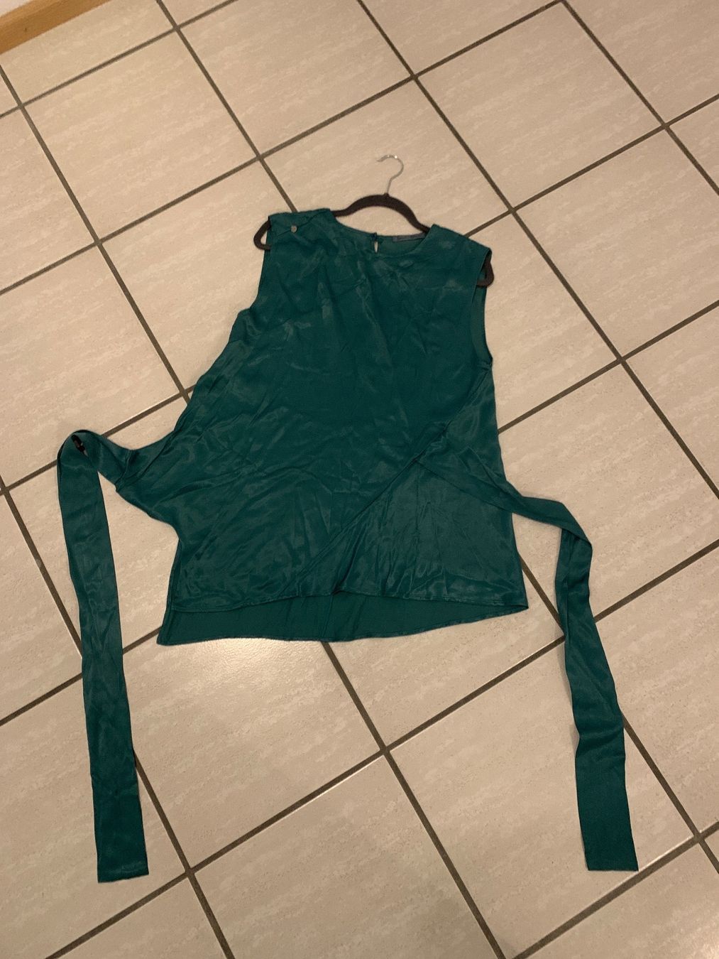 Top: Neue Top in zwei grossen 38 und 40 – Nuovo e nell'imballaggio originale da Lausen venduto da tiguan07 2