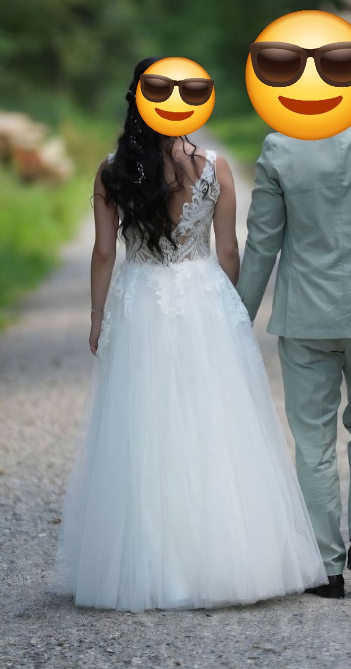 Vestiti: Brautkleid Diane Legrand – Usato da Fehraltorf venduto da Deldiluc 5