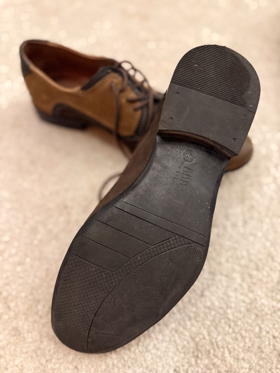 Scarpe da uomo: TREF Herren Schuhe, Gr. 41, braun/beige, Leder – Usato da Glattbrugg venduto da Toya77 4