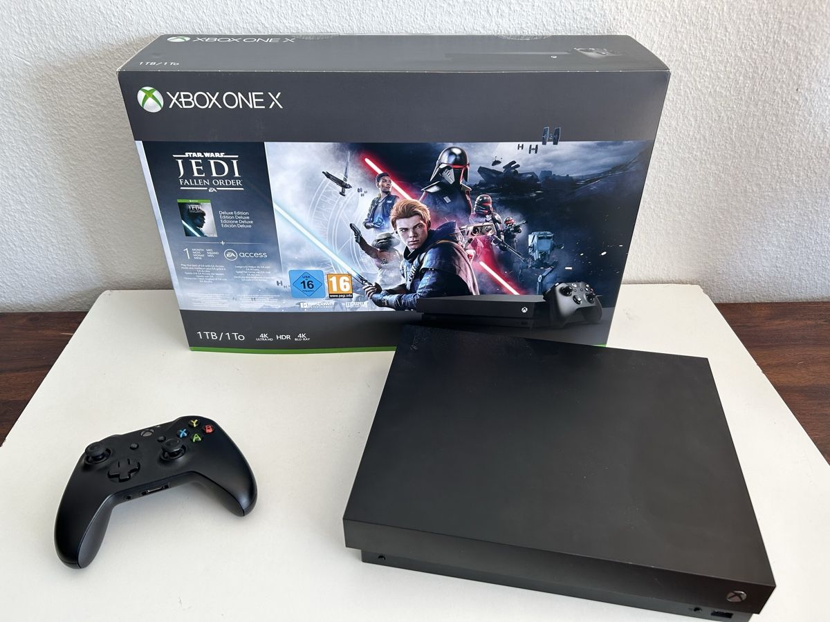 Microsoft Console: Xbox One X pack Star Wars – Usato da Pully venduto da PongDayOne
