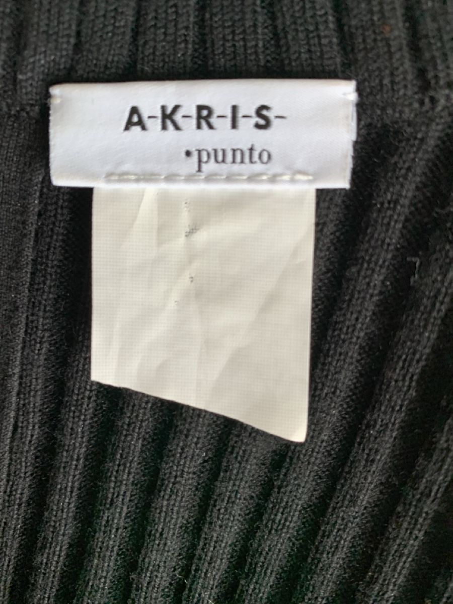 Akris Pulls & Sweat-shirts: AKRIS: Schwarzer Rollkragenpullover mit Puffärmel, 36 – D'occasion à Luzern par designluzern 5