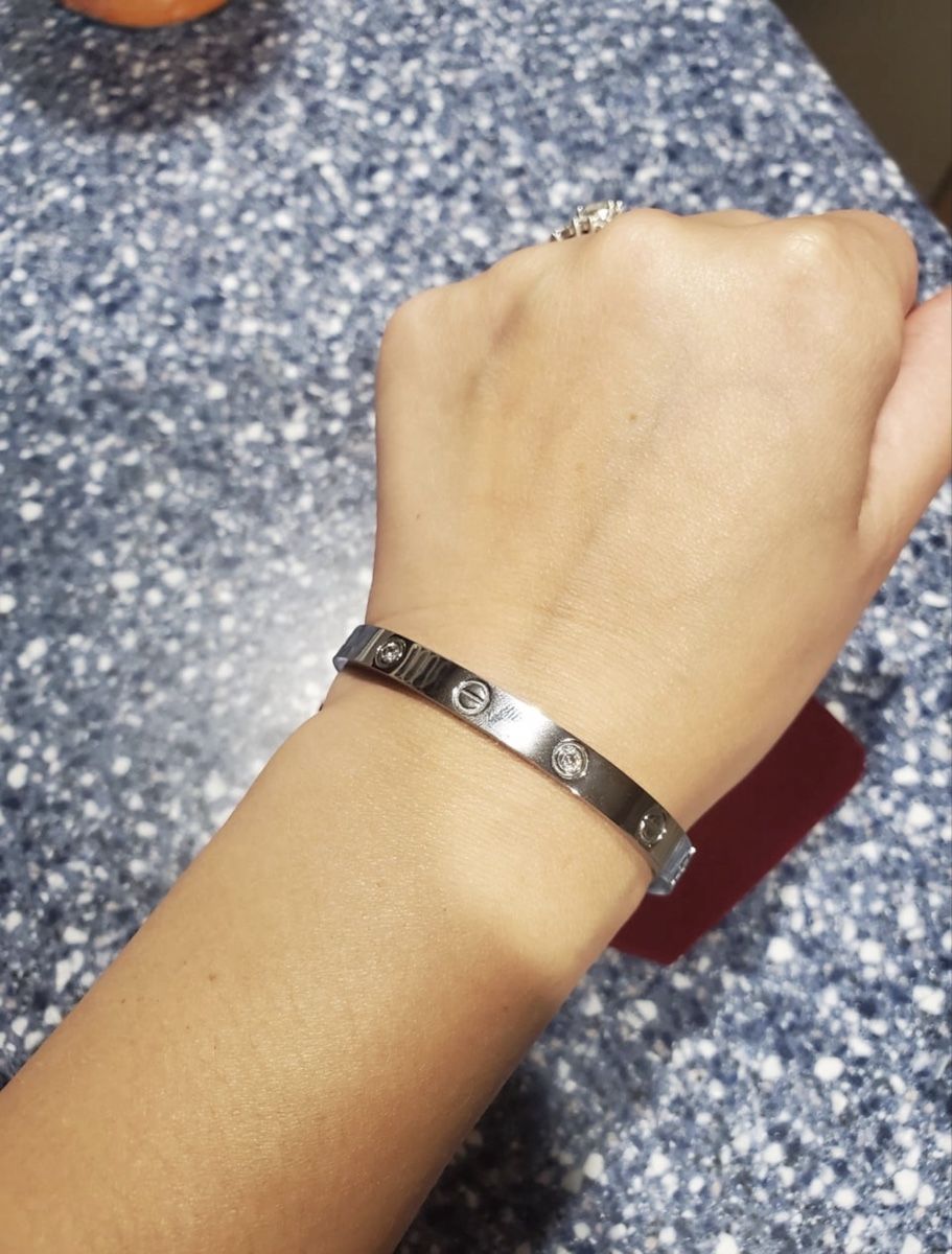 Bracciali & Braccialetti: Bracelet Love Taille Standard  – Nuovo (secondo la descrizione) da La Chaux-de-Fonds venduto da mih_t8qk