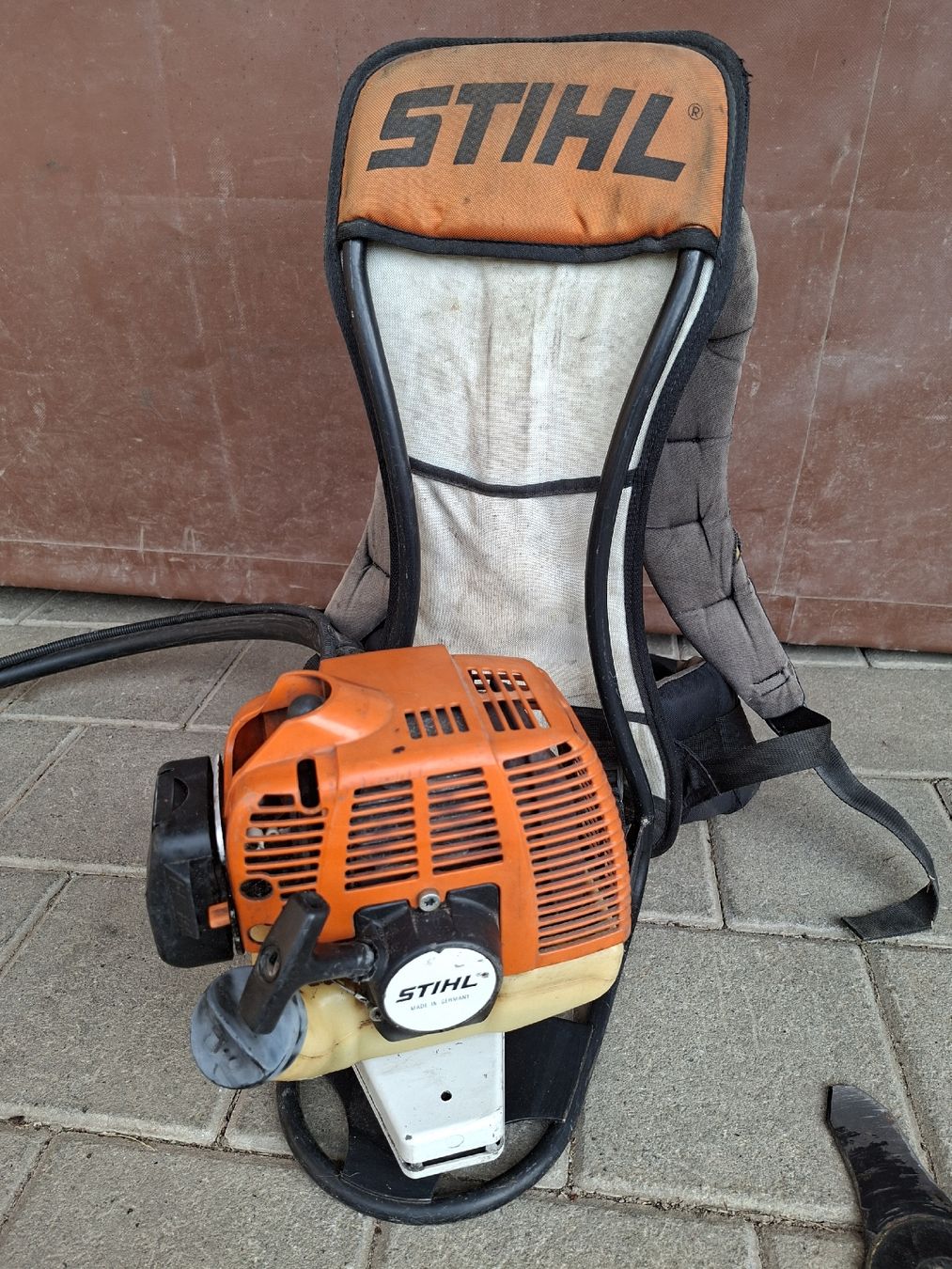 Stihl Tutti gli attrezzi: STIHL FR 85 Freischneider Motorsense  – Usato da Niederuzwil venduto da Dakitiki