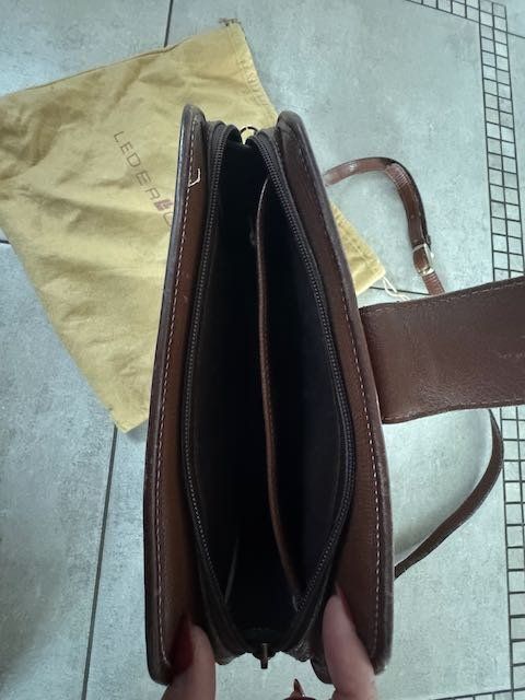 Borse da donna: Braune Ledertasche Lamarthe - Vintage – Usato da Thun venduto da nicebri 2