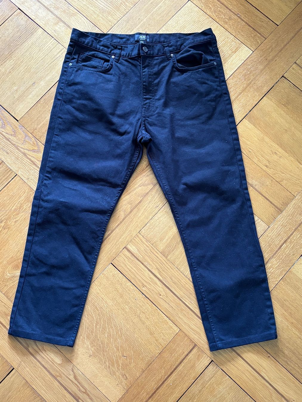 H&M Jeans: 2 Herren Jeans H&M Grösse 33 – Usato da Genève venduto da Buens4 3