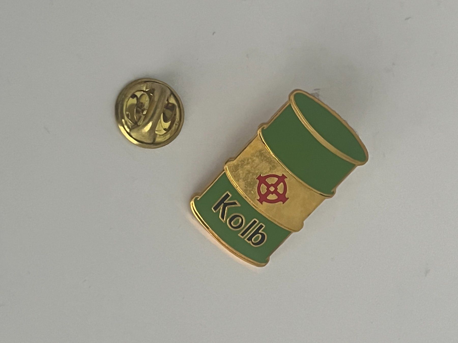 Placchette & Badge: Pin Hedingen Kolb Fass Form – Usato da Dietikon venduto da sch_w2tw