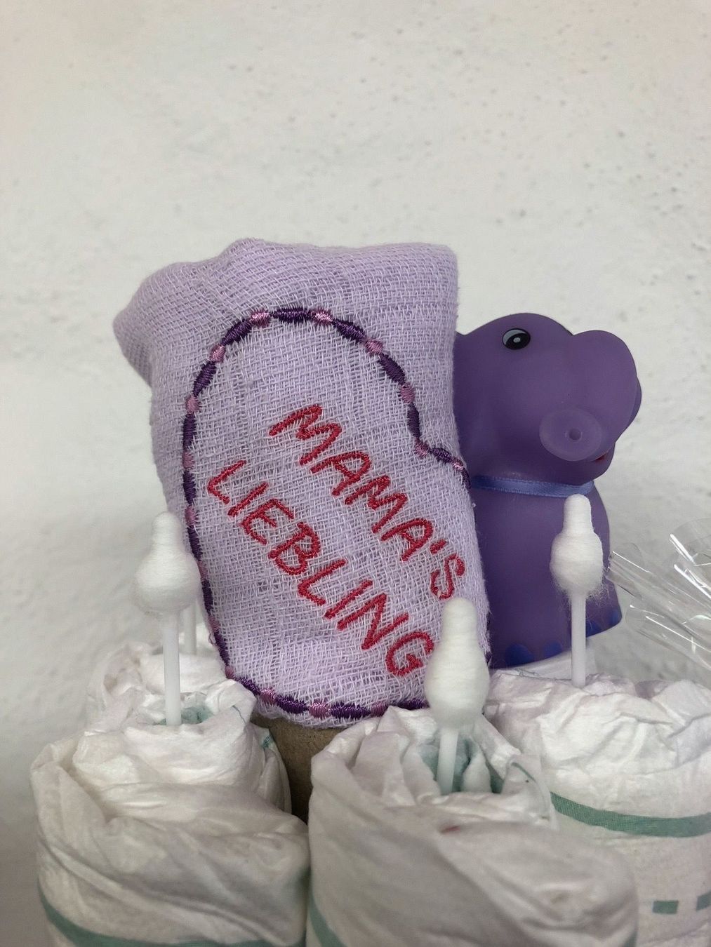 Secchi per pannolini & Pannolini: Windeltorte violette, Baby Geschenk, Geburt, Taufe – Nuovo (secondo la descrizione) da Waldstatt venduto da wundertuete1 4