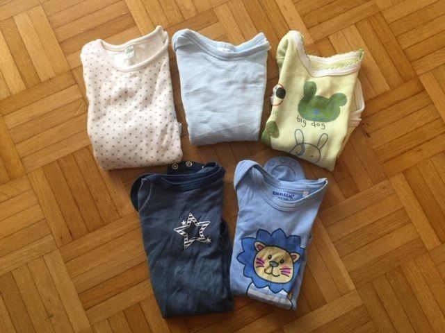 Lotti & Set di vestiti: Kleiderpaket 5-teilig Bodys Gr. 62 / 68 – Usato da Emmen venduto da Aribini 1