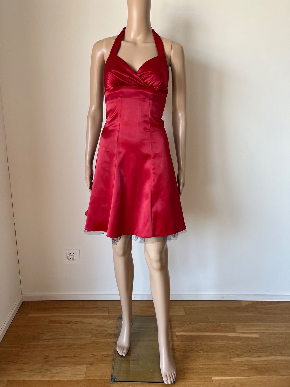 Vestiti: Cocktailkleid Rot Gr XS – Usato da Basel venduto da Ksjusha