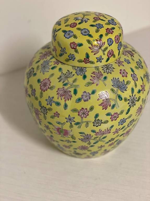 Vasen & Gefässe: Pot décoratif – Gebraucht aus St-Blaise von NSUTT1953