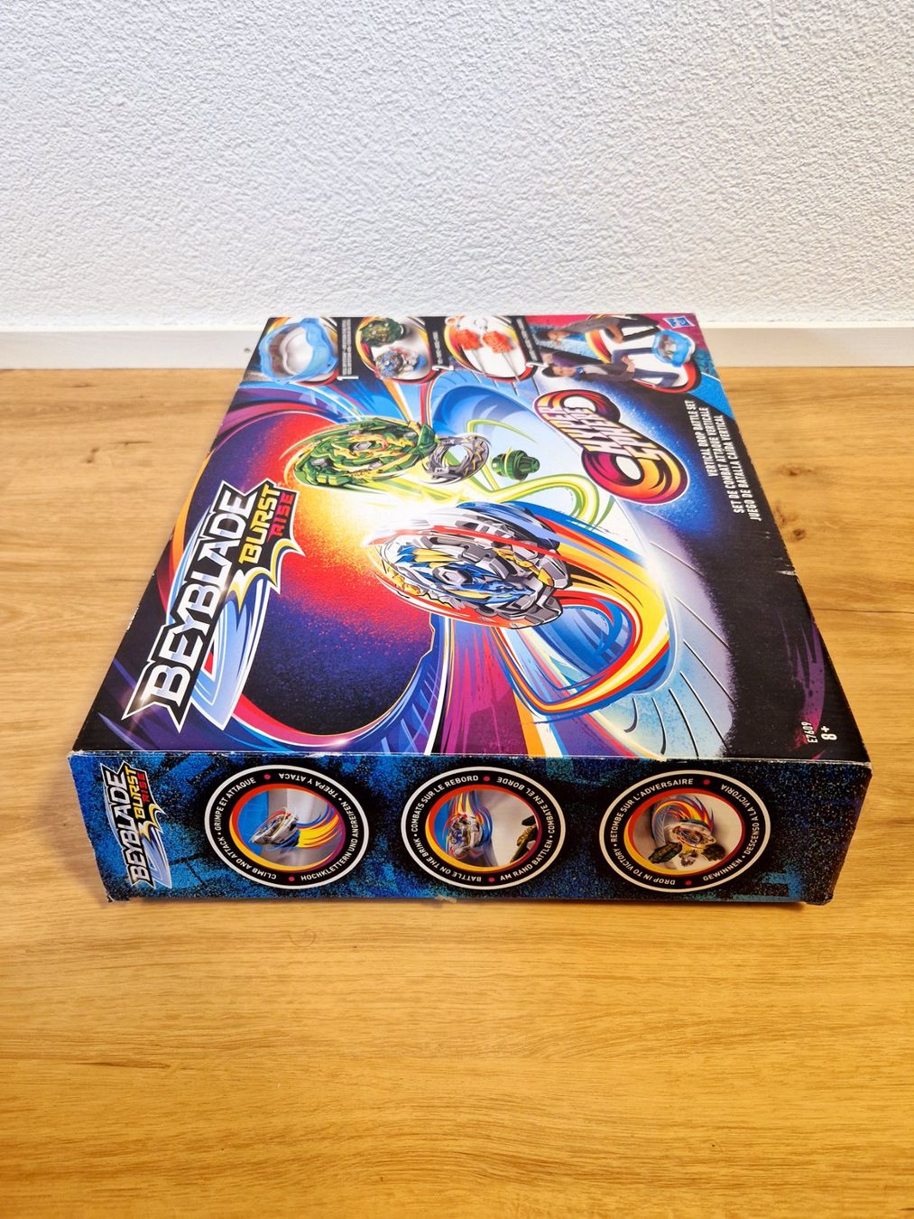 Giocattoli: Beyblade Burst Rise HyperSphere Battle Set mit Extras TOP – Usato da Schaffhausen venduto da thugNme 2