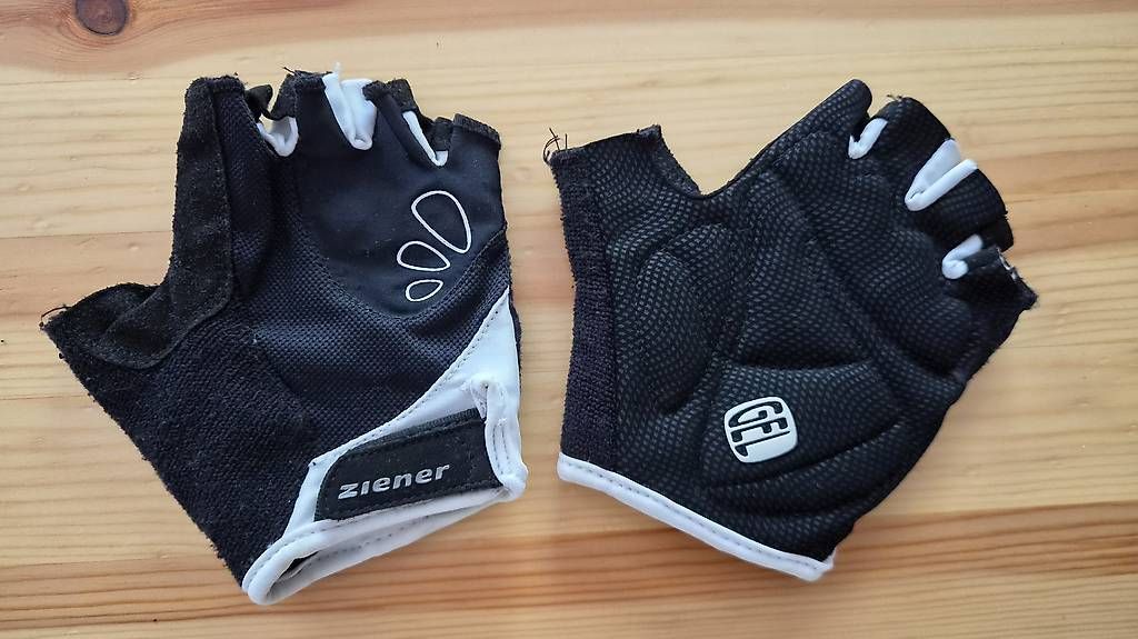 Handschuhe & Handstulpen: Velohandschuhe – Gebraucht aus Winterthur von SHIEKE