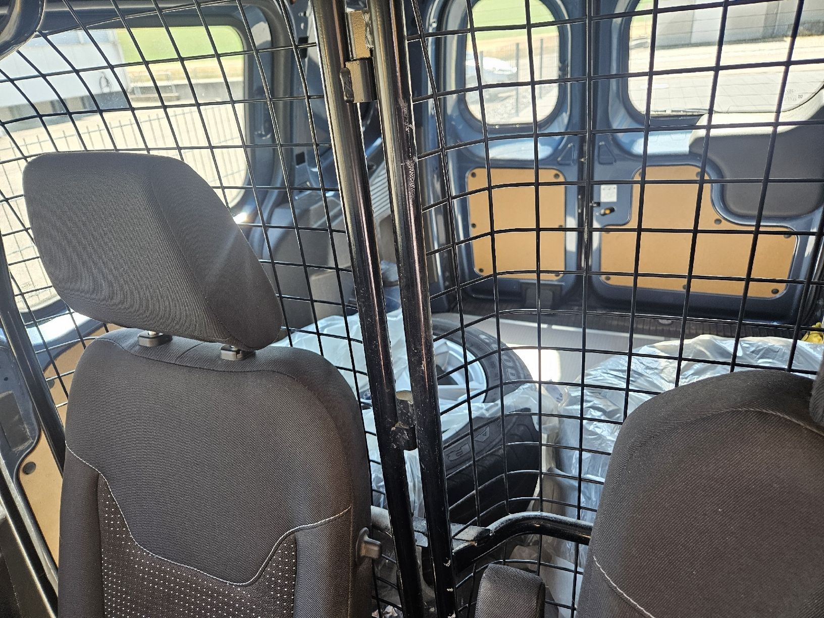 Ford Autos: Ford Transit Courier 2022 – Gebraucht aus Riedt.b.Erlen von stopanje 6
