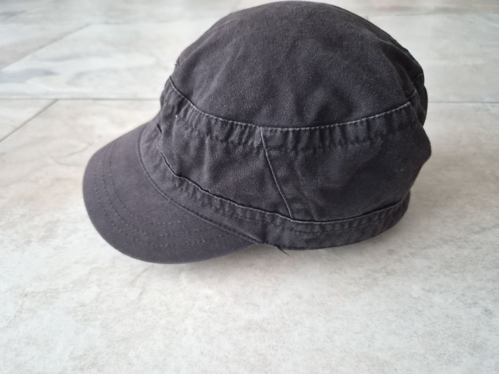 H&M Chapeaux, bonnets & casquettes: Kappe H&M schwarz, Grösse S/M – D'occasion à Niederrohrdorf par Miripfiri 2
