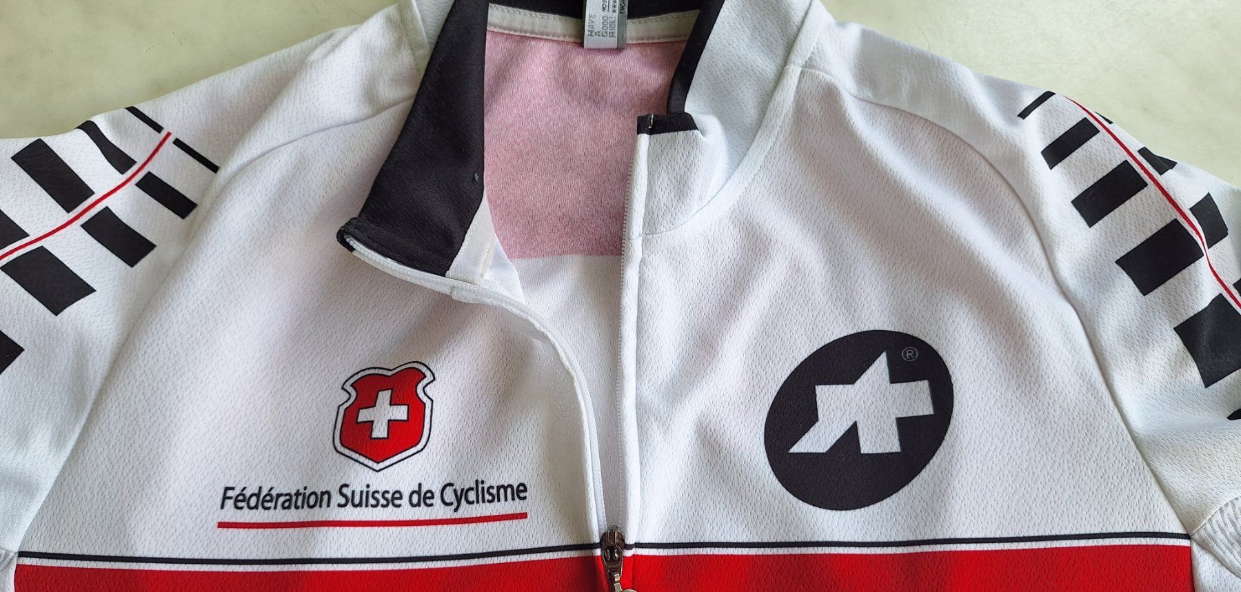 Canottiere & Pantaloni: Assos Radtrikot Schweiz Gr. L – Usato da Weinfelden venduto da Yenas10 1