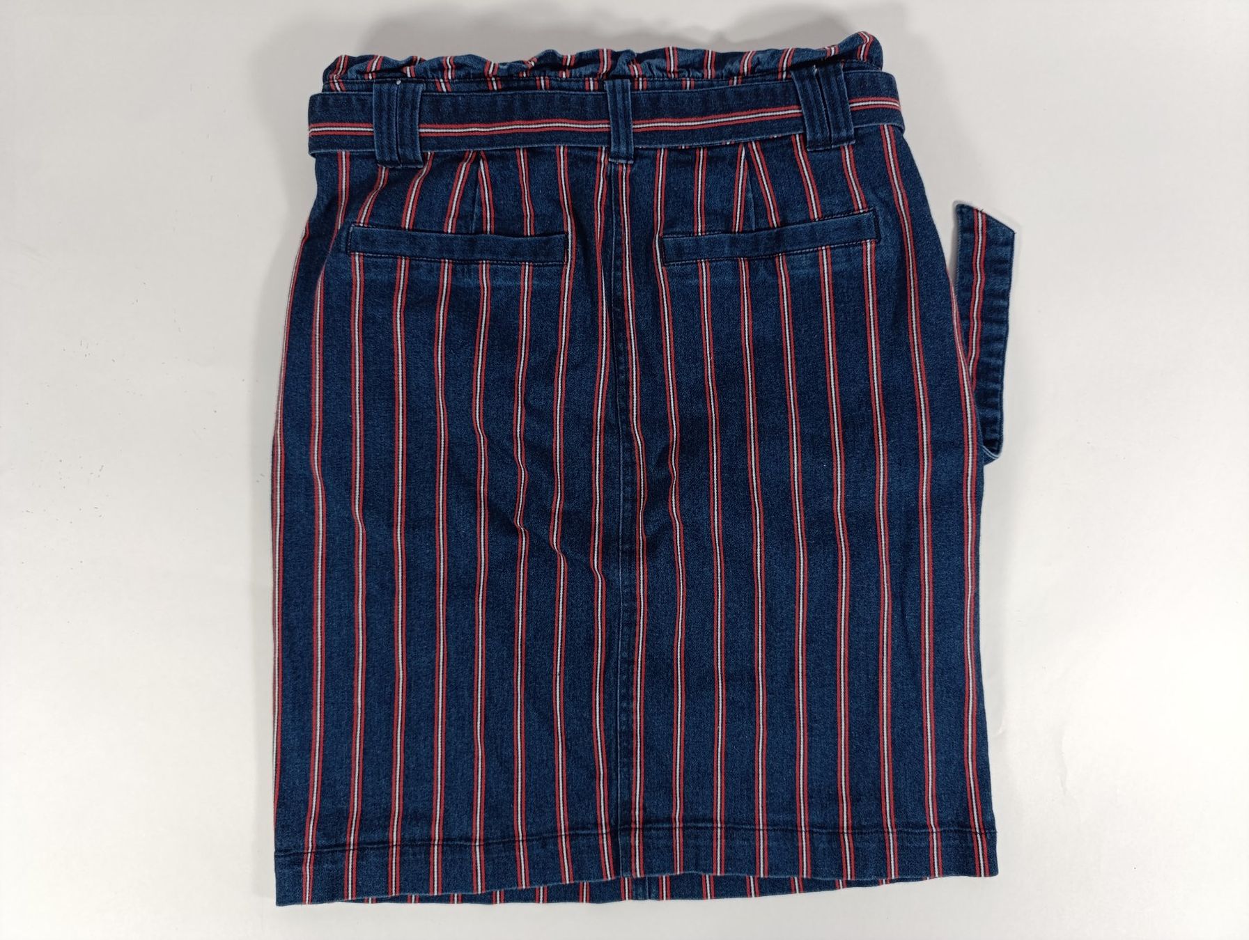 Comma Röcke: COMMA jupe jeans bleu foncé - Taille 34 – Gebraucht aus Thielle von Plusvalue_Neuchatel 1
