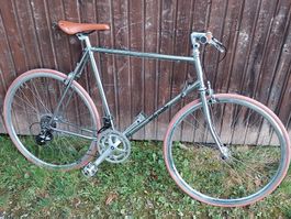 Cooles Rennvelo in Chrom neuwertig!