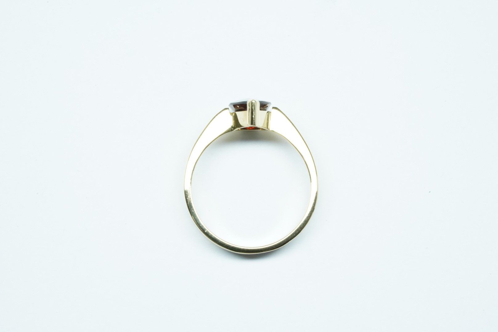 Anelli: Fingerring Gelbgold mit Granat – Usato da Bülach venduto da Re-Jewelled 4